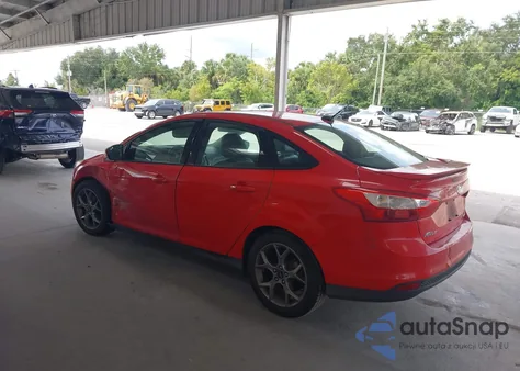 2014 Ford Focus Se z USA, uszkodzony, nr VIN 1FADP3F28EL435674